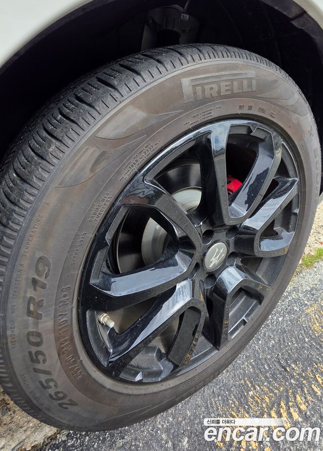 Maserati Levante 3.0 Diesel AWD GranLusso — пробег 54000 км