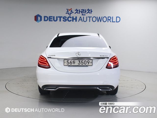 Mercedes-Benz C-Class из Кореи Encar