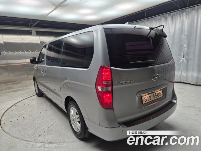 Hyundai Starex Van 5-Seater Modern — пробег 36760 км