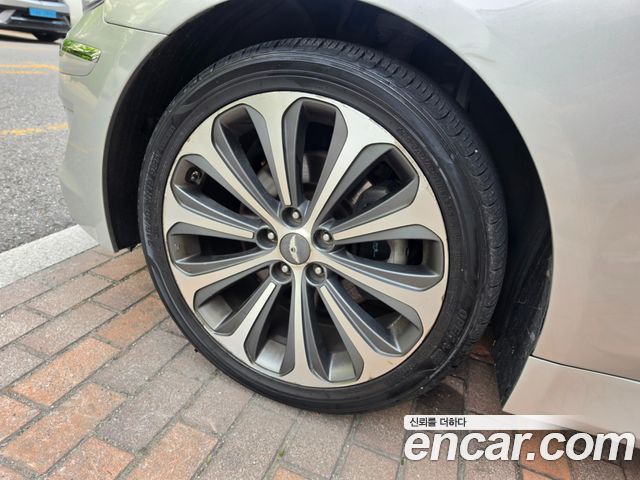Hyundai Genesis BH330 Premium Standard — пробег 178855 км