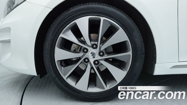 Kia K5 2.0 MX Prestige — пробег 58598 км