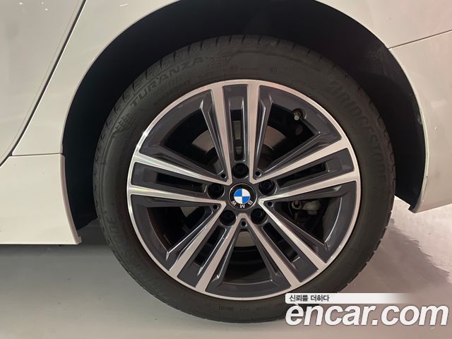 BMW 2-Series 220i Sport — пробег 21209 км