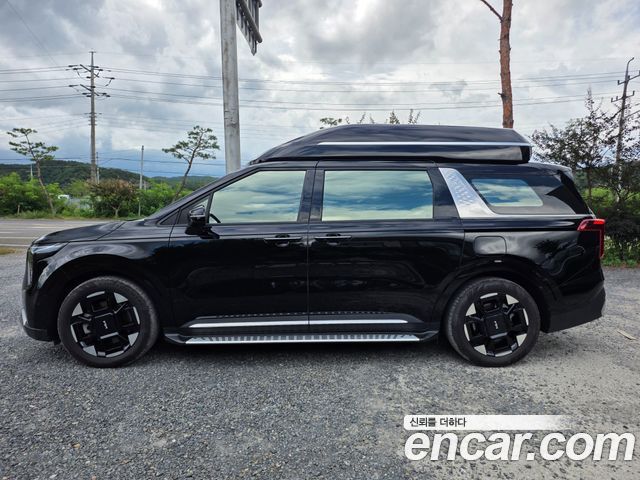 Kia Carnival Gasoline 9-Seater Hi Limousine Signature — пробег 18000 км
