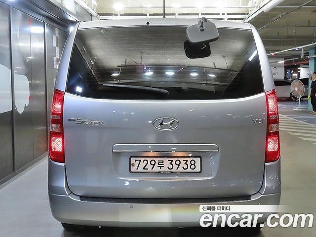 Hyundai Starex Wagon 12-Seater Smart — пробег 141380 км