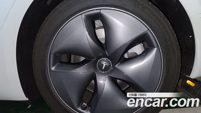 Tesla Model 3 из Кореи Encar