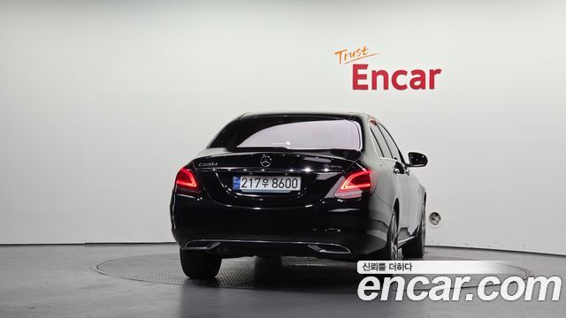 Mercedes-Benz C-Class из Кореи Encar