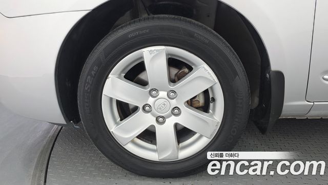 Kia Carens LPI 2.0 GLX High-Deluxe — пробег 98352 км