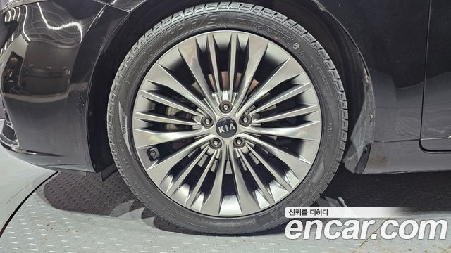 Kia K7 из Кореи Encar
