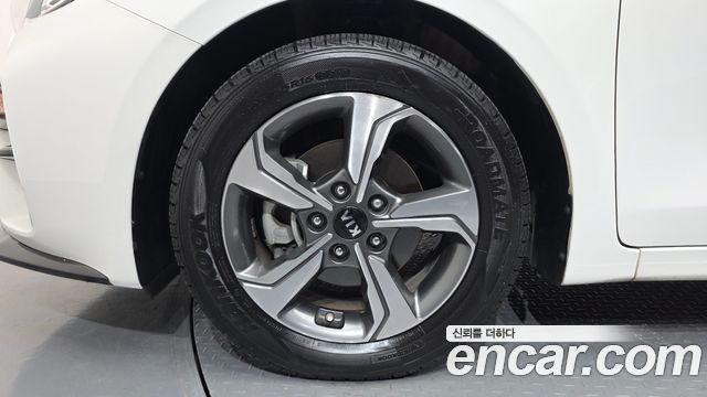 Kia K3 из Кореи Encar