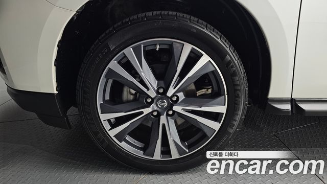 Nissan Pathfinder 3.5 4WD — пробег 67 739 км