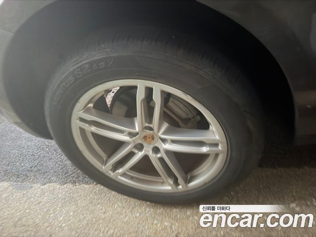 Porsche Macan из Кореи Encar
