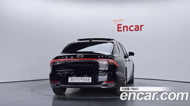 Hyundai Grandeur из Кореи Encar