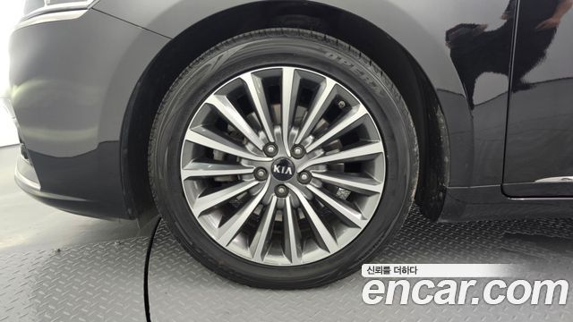 Kia K7 из Кореи Encar