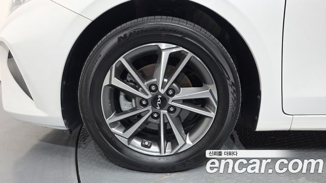 Kia K3 из Кореи Encar