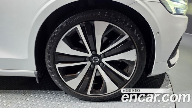 Volvo S60 из Кореи Encar