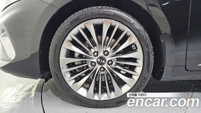 Kia K7 из Кореи Encar