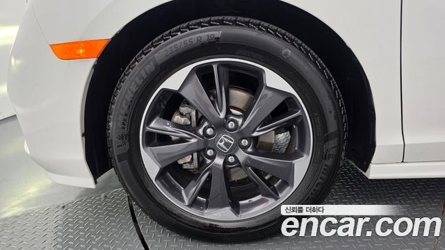 Honda Odyssey 3.5 5th 2021 — пробег 42 259 км