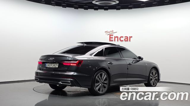 Audi A6 45 TFSI Quattro Premium — пробег 104 066 км — фото 2 из 5
