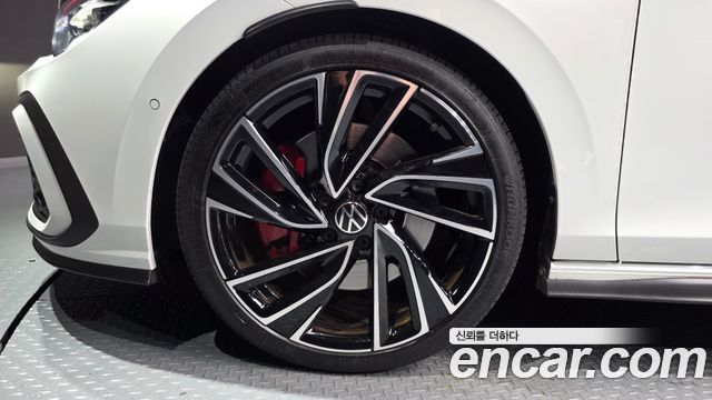 Volkswagen Golf из Кореи Encar