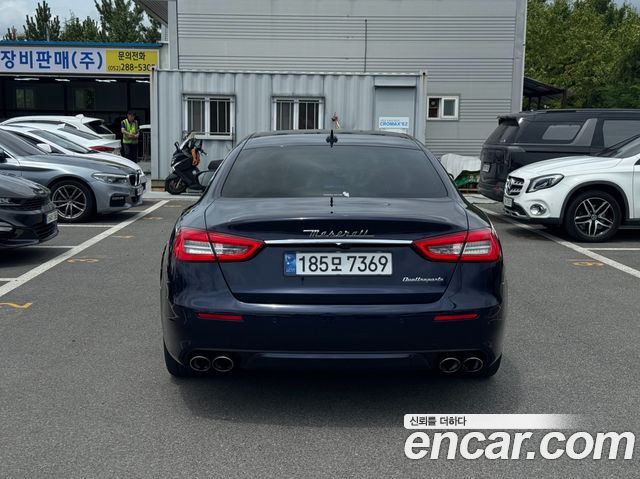 Maserati Quattroporte из Кореи Encar