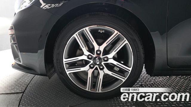 Kia K3 из Кореи Encar