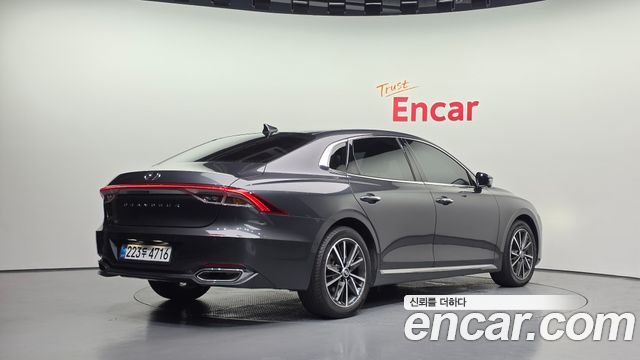 Hyundai Grandeur из Кореи Encar