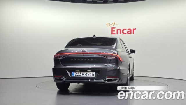Hyundai Grandeur из Кореи Encar