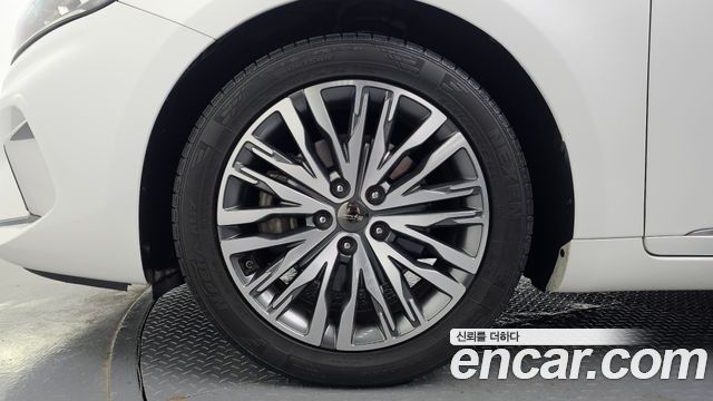 Kia K7 из Кореи Encar