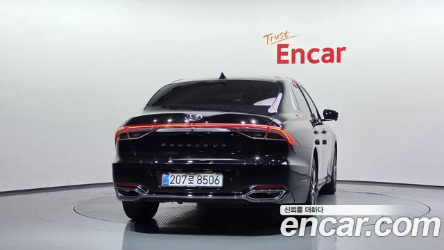 Hyundai Grandeur из Кореи Encar