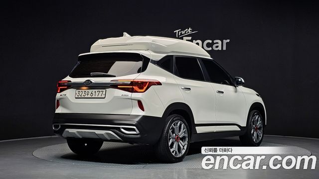 Kia Seltos из Кореи Encar