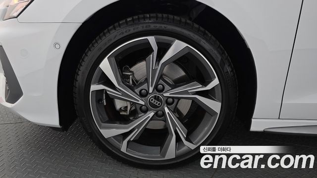 Audi A3 из Кореи Encar