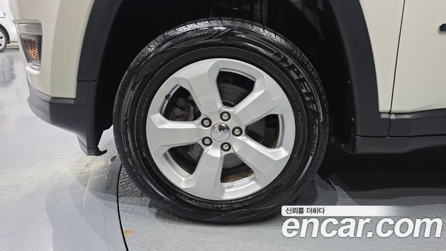 Jeep Compass из Кореи Encar