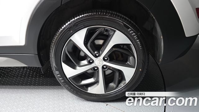 Hyundai Tucson из Кореи Encar