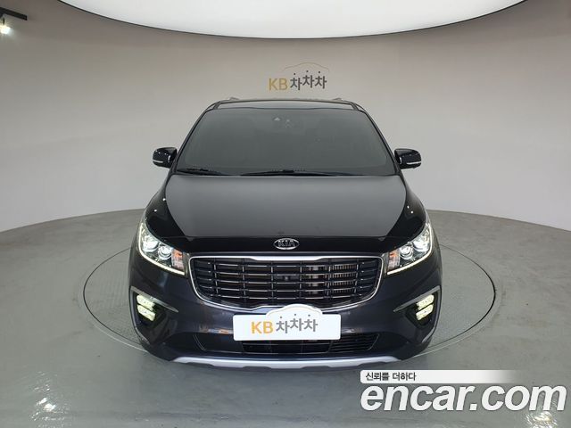 Kia Carnival из Кореи Encar