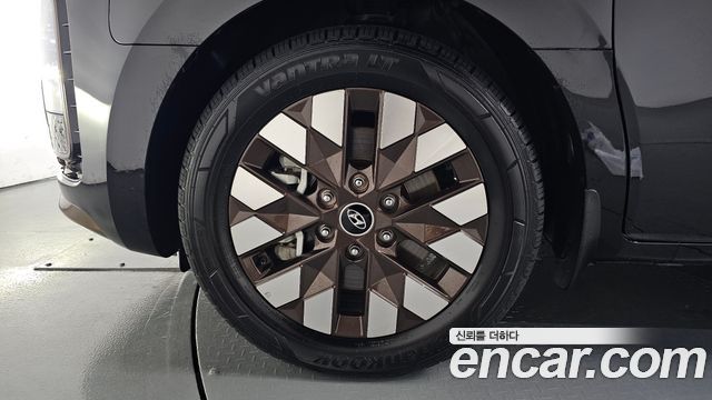 Hyundai Staria из Кореи Encar