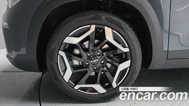 Kia Seltos из Кореи Encar