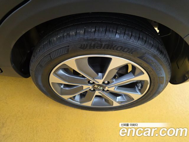 Kia Stonic 1.4 Prestige 2018 — пробег 39 602 км