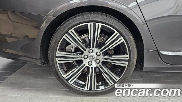 Volvo S90 из Кореи Encar