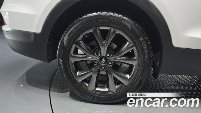 Hyundai Santafe из Кореи Encar