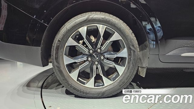 Kia Carnival Diesel 9-Seater Signature — пробег 106 381 км — фото 5 из 5