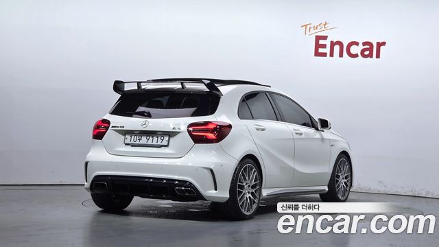 Mercedes-Benz A-Class A45 AMG 4MATIC — пробег 53 933 км — фото 2 из 5