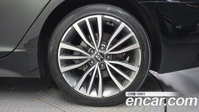 Kia Stinger из Кореи Encar