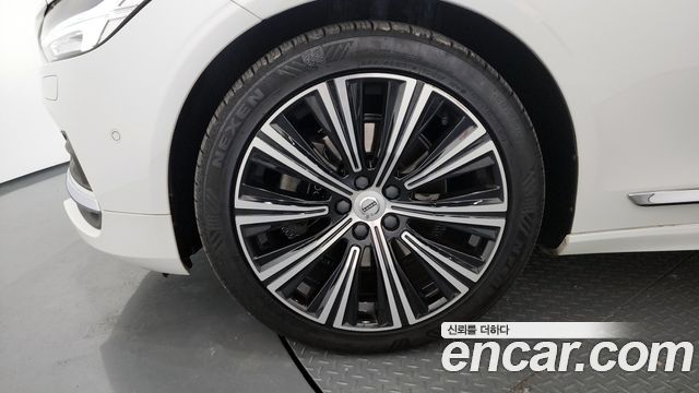 Volvo S90 B5 Inscription — пробег 76731 км