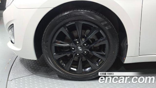 Hyundai i40 1.7 VGT PYL 2014 — пробег 44 798 км