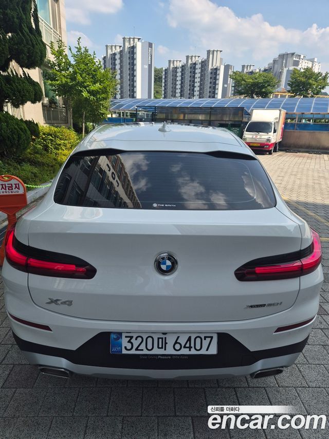 BMW X4 xDrive20i xLine — пробег 5 100 км — фото 5 из 5