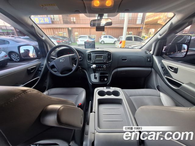 Hyundai Starex 12-Seater Wagon Smart — пробег 76000 км