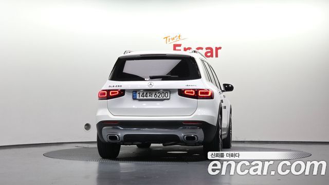 Mercedes-Benz GLB-Class из Кореи Encar