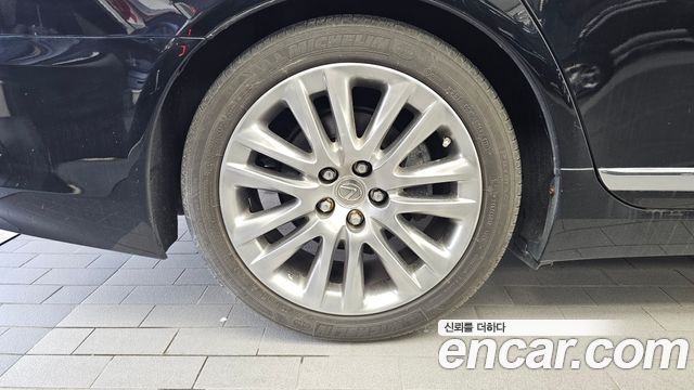 Lexus LS из Кореи Encar