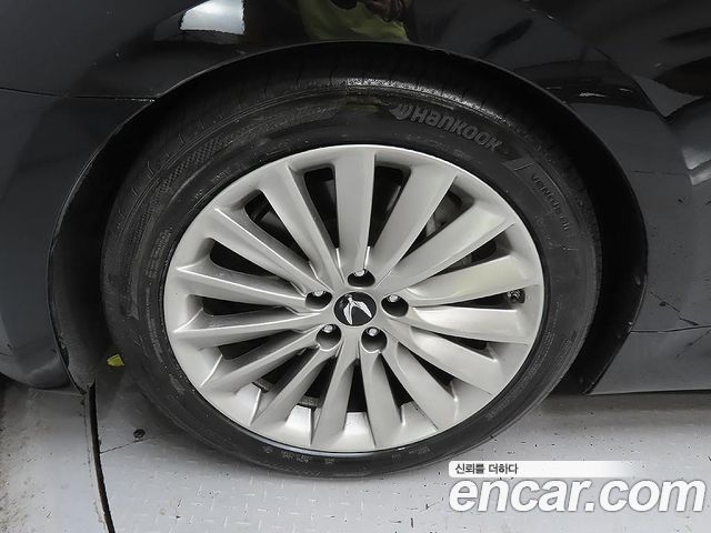 Hyundai Equus из Кореи Encar