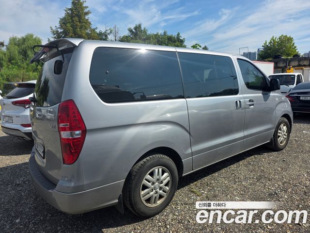 Hyundai Starex 12-Seater Wagon Modern — пробег 205427 км